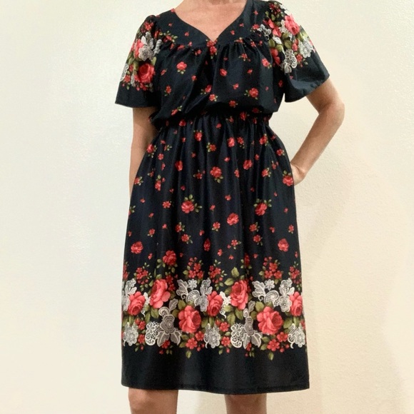 Anthony Richards Dresses Anthony Richards Vintage Black Red Rose